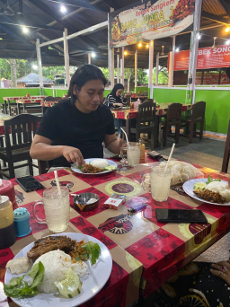Bebek Songkem Pak Salim Bangkalan, Kuliner Primadona Madura Yang Wajib Dicoba!