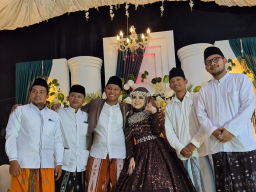 Jika Jodoh Tak Akan Keman , Perkenalan Singkat Berujung Bahagia, Moh. Ali Bustomi Salam Persunting Rumzah