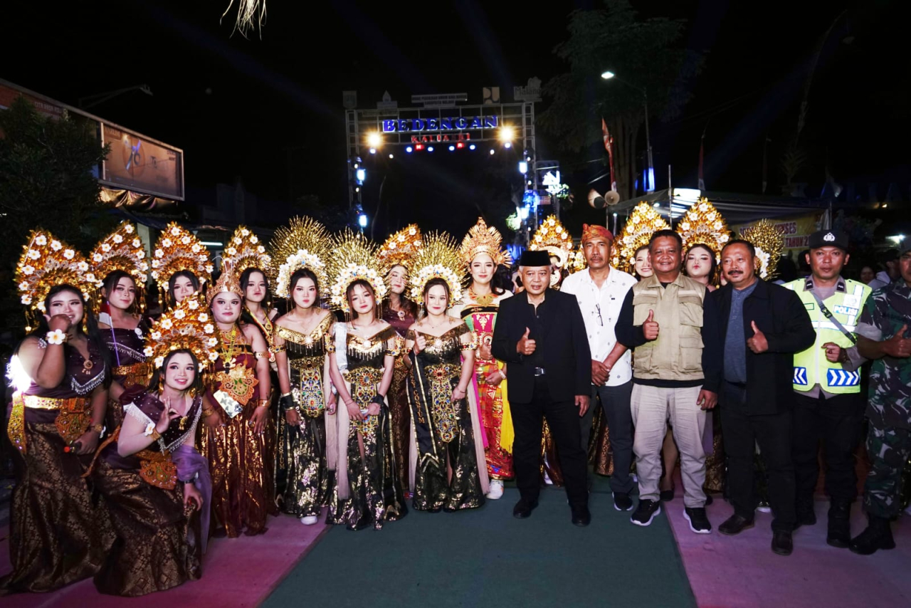 Bupati Malang Hadiri Karnaval Budaya dan Bersih Desa, dan ucapakan Selamat Ulang Tahun ke-25 Desa Kalisari