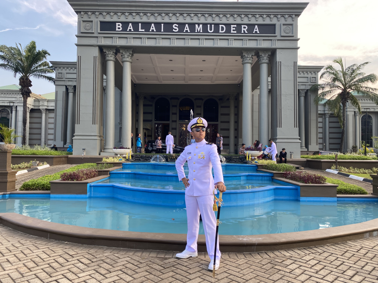 Putra Madura Dilantik Presiden Prabowo, Letda Laut Yusuf Siap Mengabdi Untuk Ibu Pertiwi