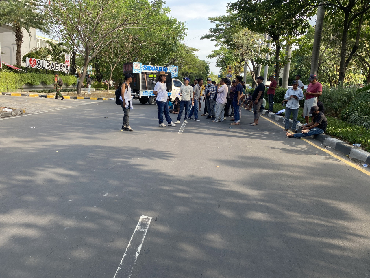 Nelayan Blokade Jalan di Surabaya, SKK Migas: Semua Kewajiban Sudah ke Pemkab Sampang