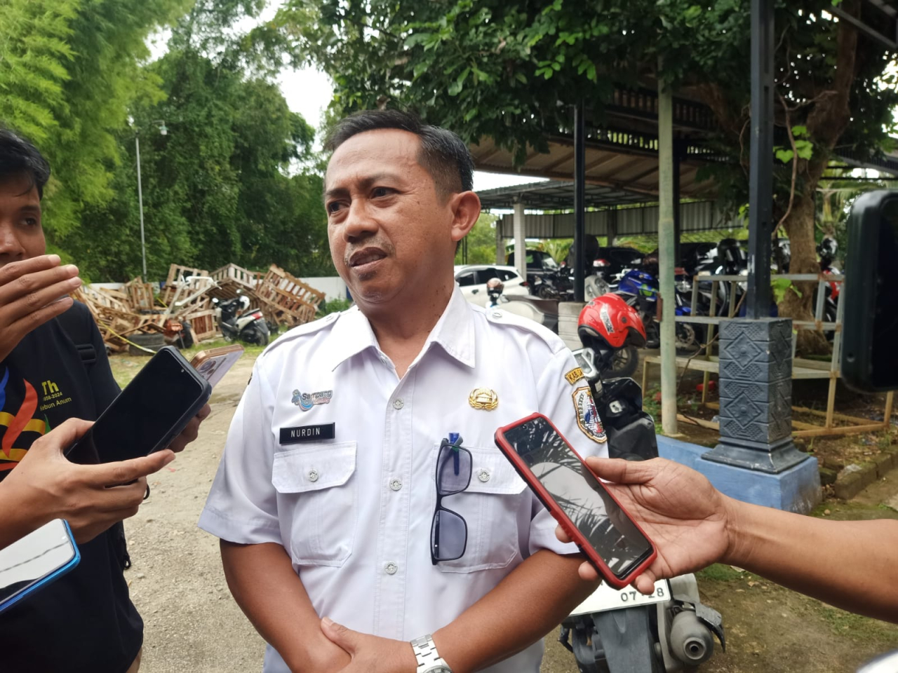 Mahasiswa Sampang Geruduk Disperta KP, Desak Tindak Tegas Kios Pupuk Jual di Atas HET