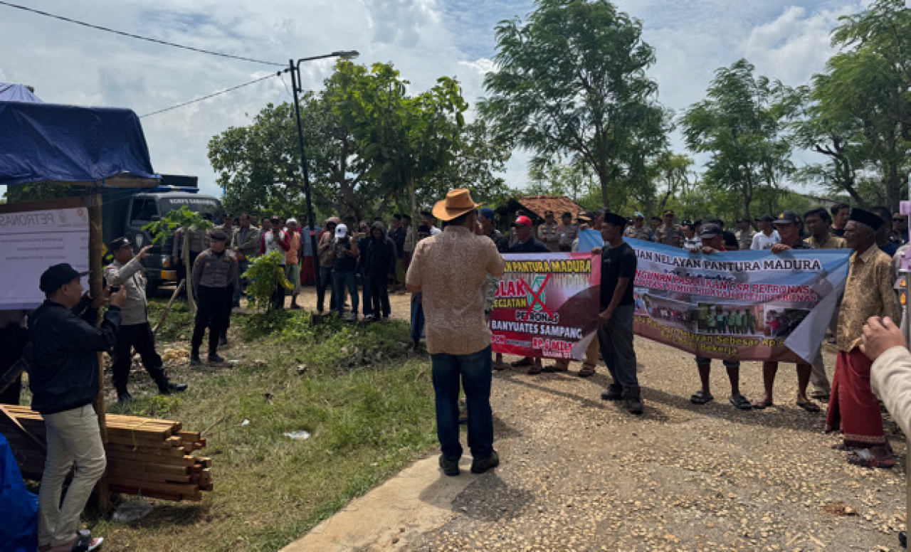 Pasar Ikan Ditolak, Nelayan Banyuates Tuding CSR Petronas Tutupi Utang Ganti Rugi Rumpon