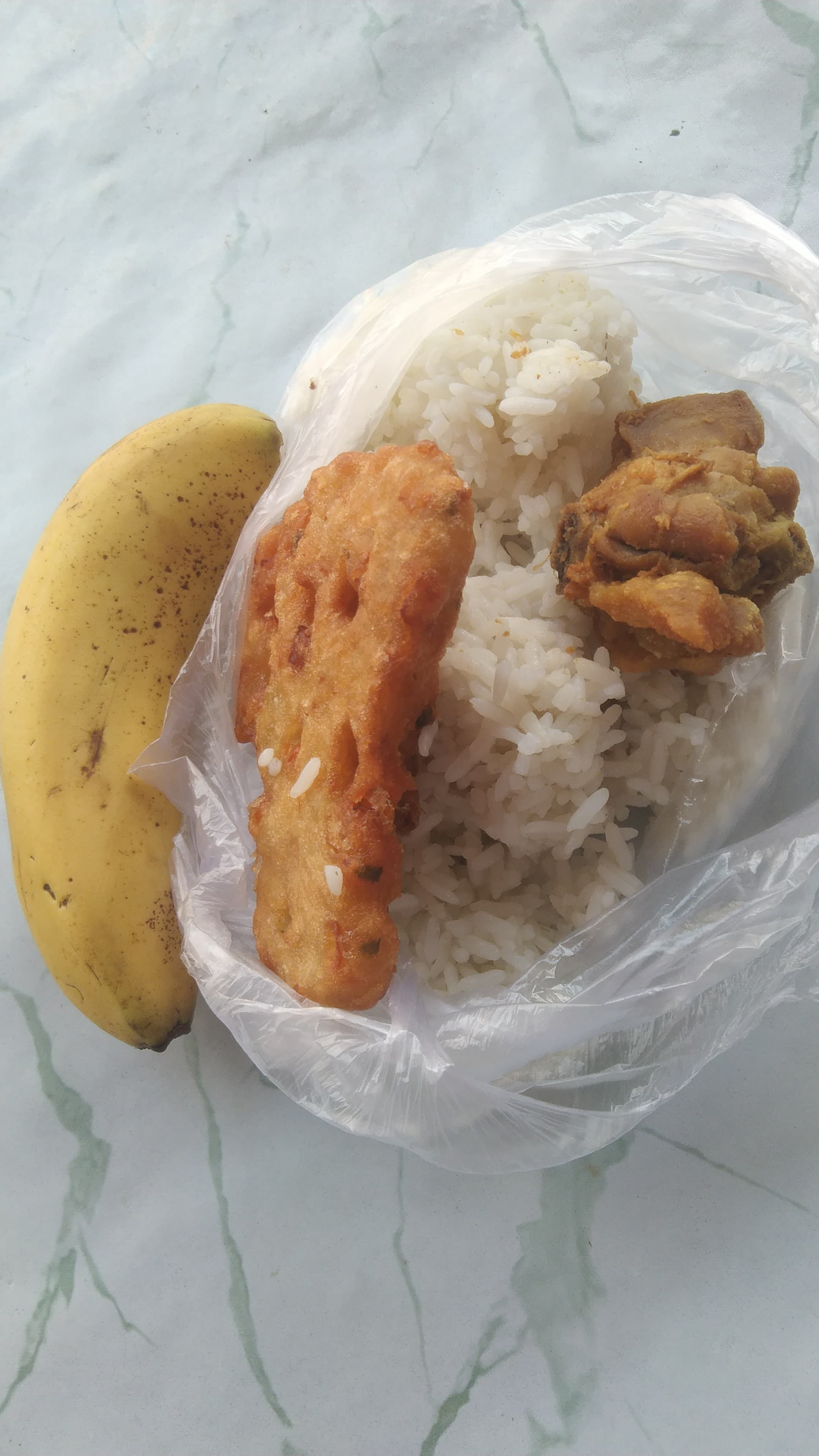 Dapur MBG Karang Anyar Sampang  di SDI Assanusi Tobai Barat Mencuat, Wali Murid Soroti Porsi dan Kelayakan Menu